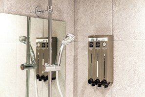 Standard-Doppelzimmer | Badezimmer