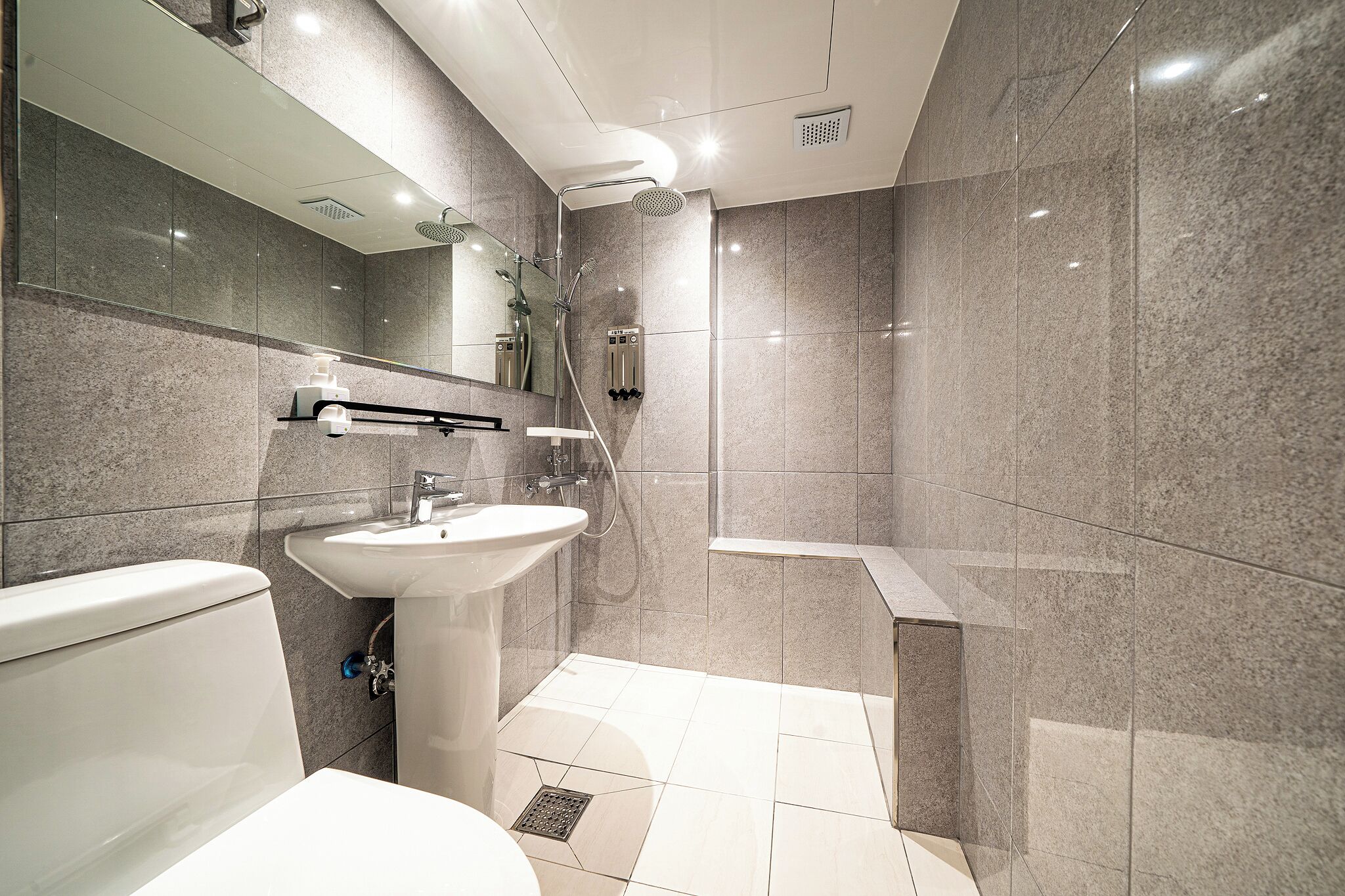 Kamar Twin Standar | Kamar mandi