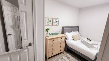 1 Schlafzimmer, Bügeleisen/Bügelbrett, kostenloses WLAN, Bettwäsche