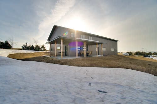 Platte Vacation Rental ~ 3 Mi to Missouri River!