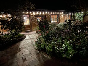 Property grounds - Patricia's Garden Studio at Swallows Welcome farm, close to Margaret River (Witchcliffe)