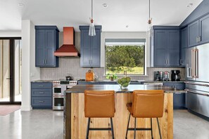 Fridge, microwave, oven, stovetop - Outbound Ranch, Hot Tub, Sauna, Fireplace (fredericksburg)