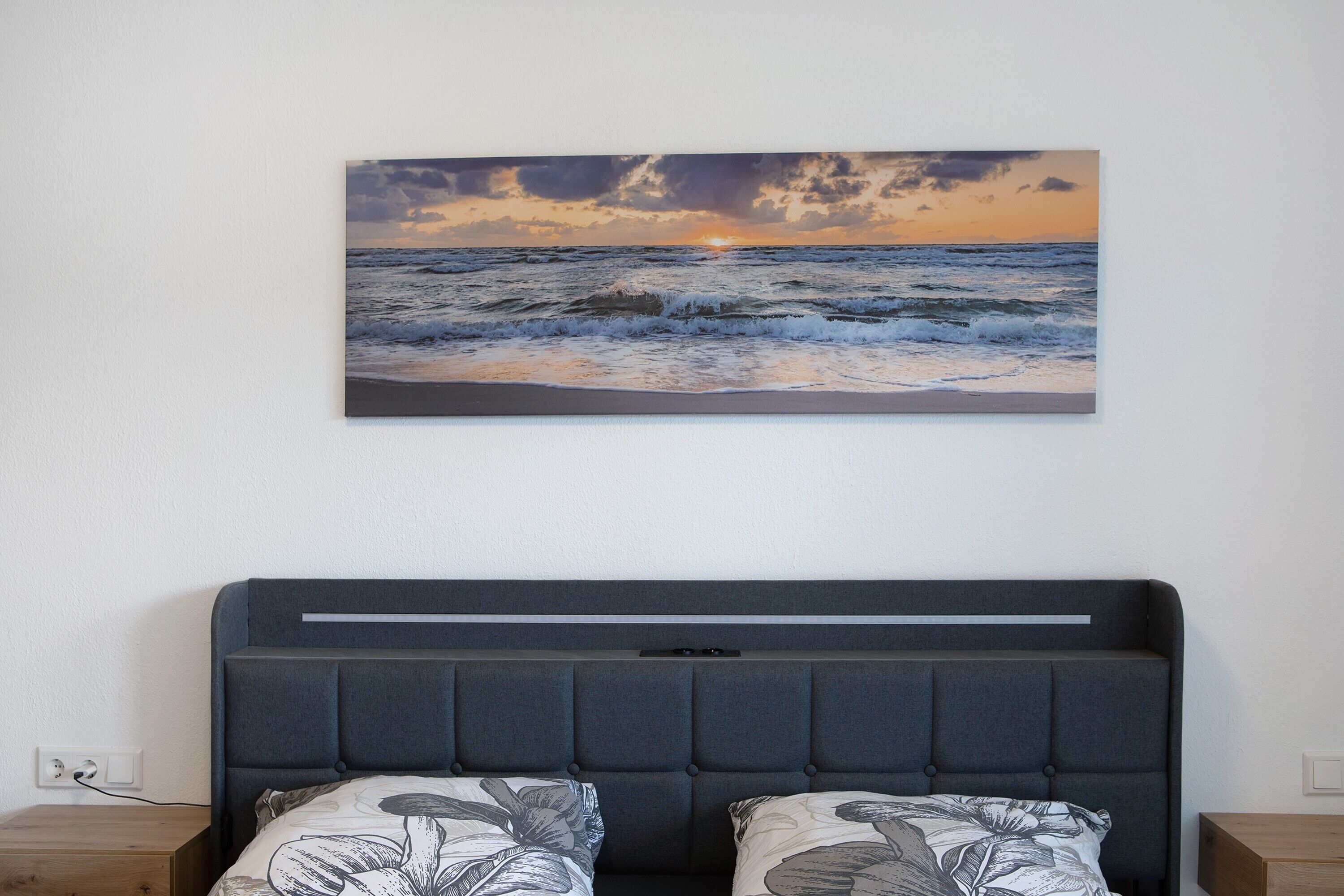 2 多间卧室、免费 WiFi、床单