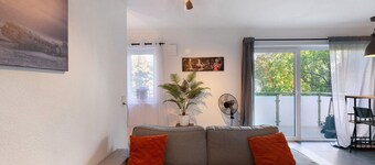 Apartment 'Zola' with Balcony and Wi-Fi
