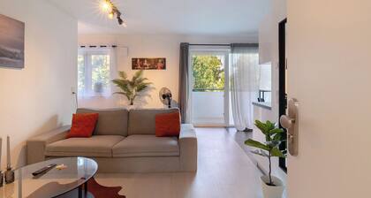 Apartment 'Zola' with Balcony and Wi-Fi