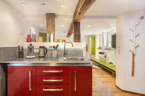 Fridge, oven, stovetop, dishwasher - Holiday Home 'Mittendrin' with Private Terrace (Jesberg)