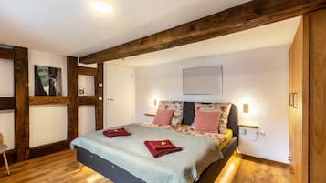 1 slaapkamer, een bureau, gratis wifi, beddengoed