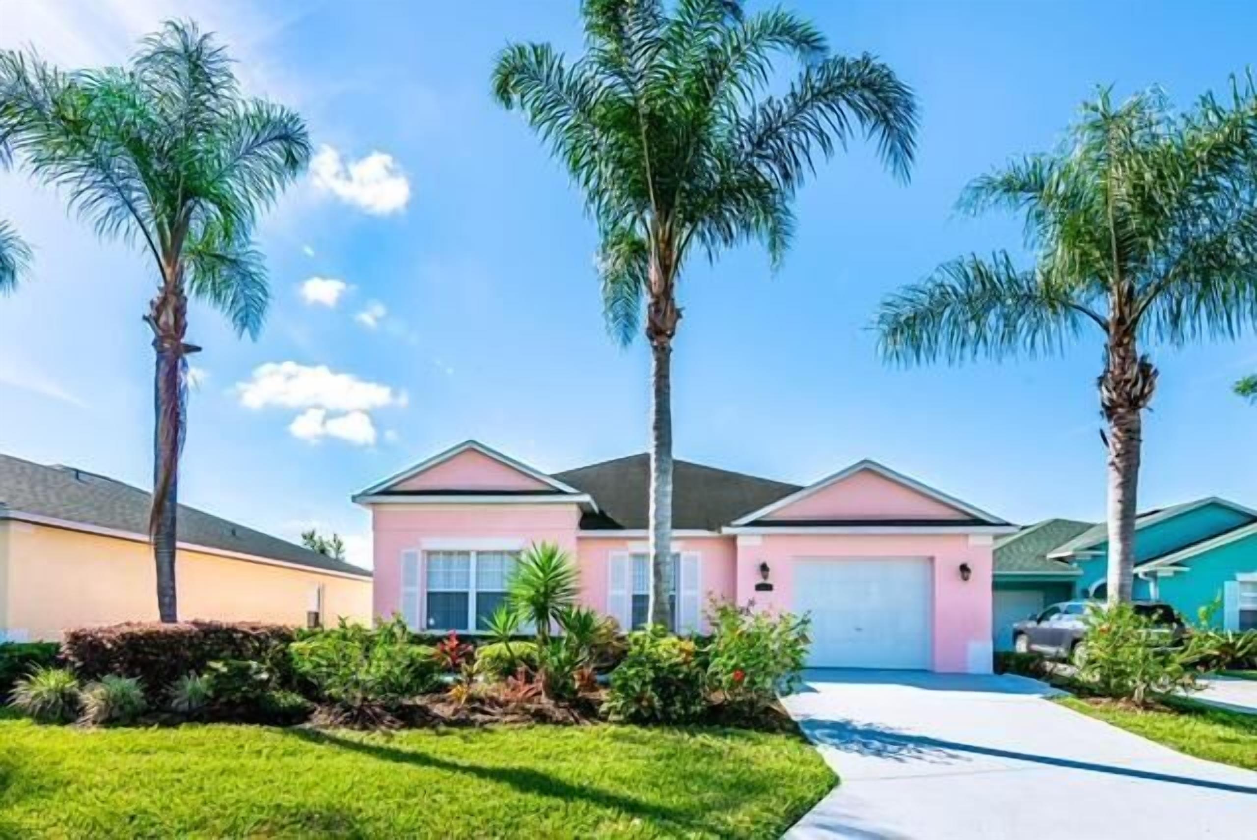 Idyllic and peaceful 4 bed home near Disney on a gated community