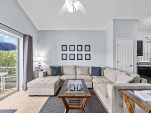 Fernseher, Stereoanlage