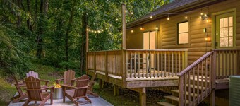 Balk Retreat/MountainViews/HotTub/Firepit