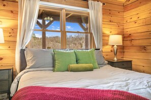 2 bedrooms, desk, iron/ironing board, travel cot