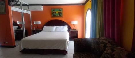 1 bedroom, WiFi, bed sheets