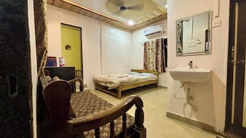 1 bedroom, free WiFi