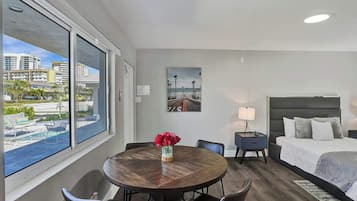 Iron/ironing board, travel cot, free WiFi, bed sheets