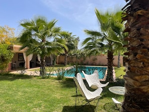Outdoor pool - Relax in the beauty of a saffron farm in the foothills of Atlas Mountains (Marrakech)