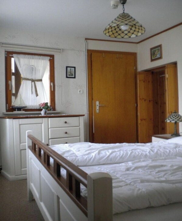 2 chambres, accès au Wi-Fi (inclus)