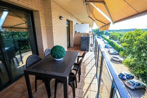 Outdoor dining - Marina (Cambrils)