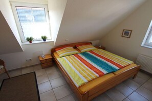 2 bedrooms, iron/ironing board, travel cot, free WiFi - Wattlöper right Comfortable holiday residence (Wittmund)