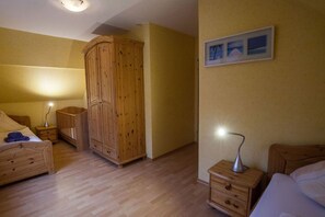 2 Schlafzimmer, Internetzugang, Bettwäsche