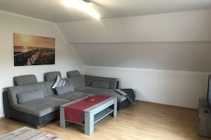 Smart TV, stereo - 3 at House "Pop" (Borkum)