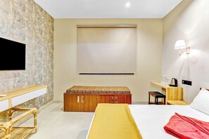 Soundproofing, free WiFi - Izi Beach Stay (Tirukalukundram)