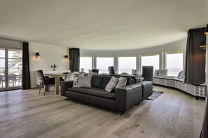 TV connectée, cheminée