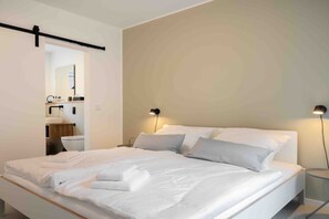 3 bedrooms, iron/ironing board, free WiFi, bed sheets - Harlepadd 3b Modern retreat (Neufunnixsiel)