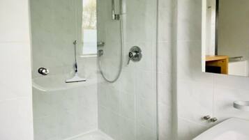 Dusche, Haartrockner