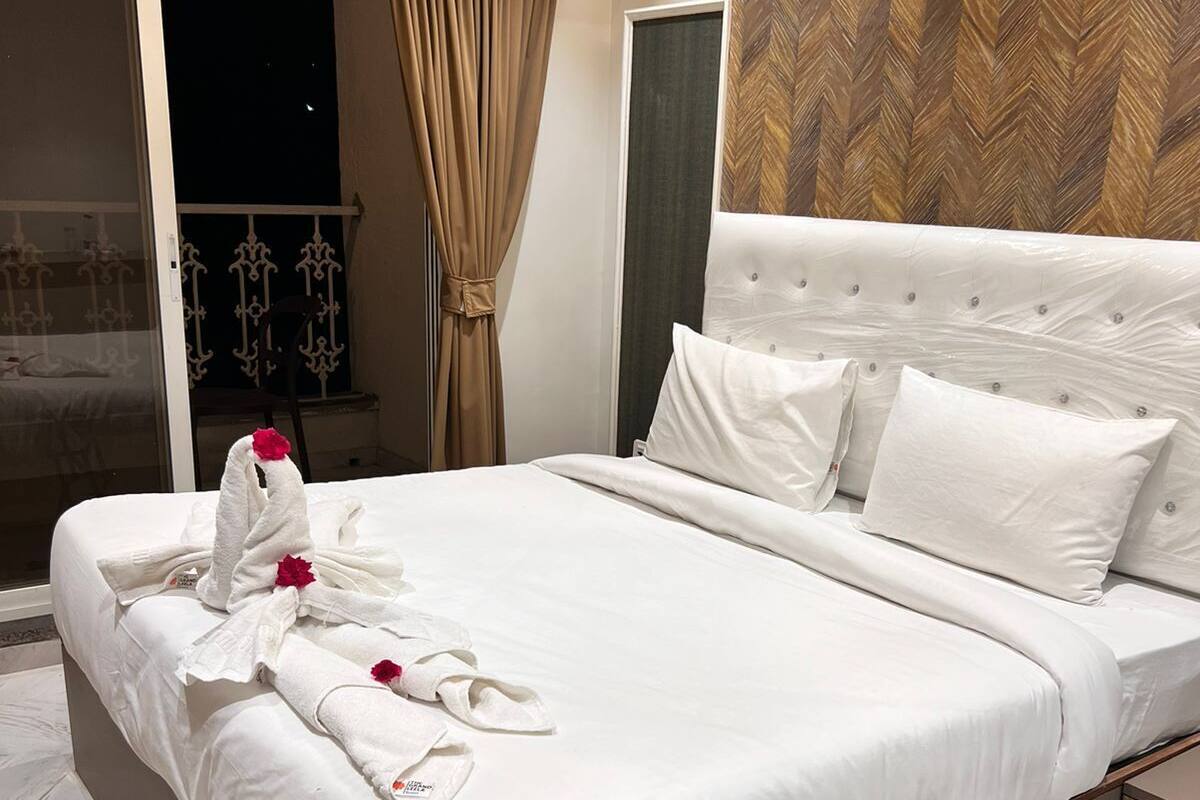 Cottage | Desk, free WiFi, bed sheets