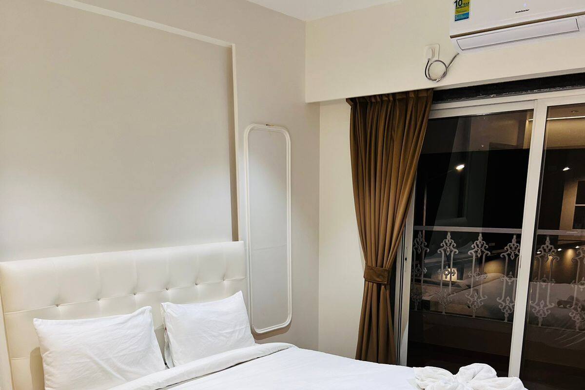 Deluxe Double Room | Desk, free WiFi, bed sheets