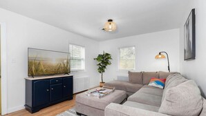 Unclassified image, 4 of 17, button - White Clay Creek Cottage (Newark)