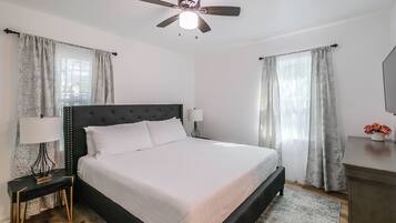 Bügeleisen/Bügelbrett, WLAN, Bettwäsche