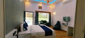 Executive cottage with Private Pool - Maryland Holiday Resort (Vythiri)