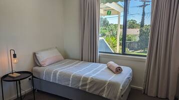 5 chambres, bureau, fer et planche à repasser, Wi-Fi