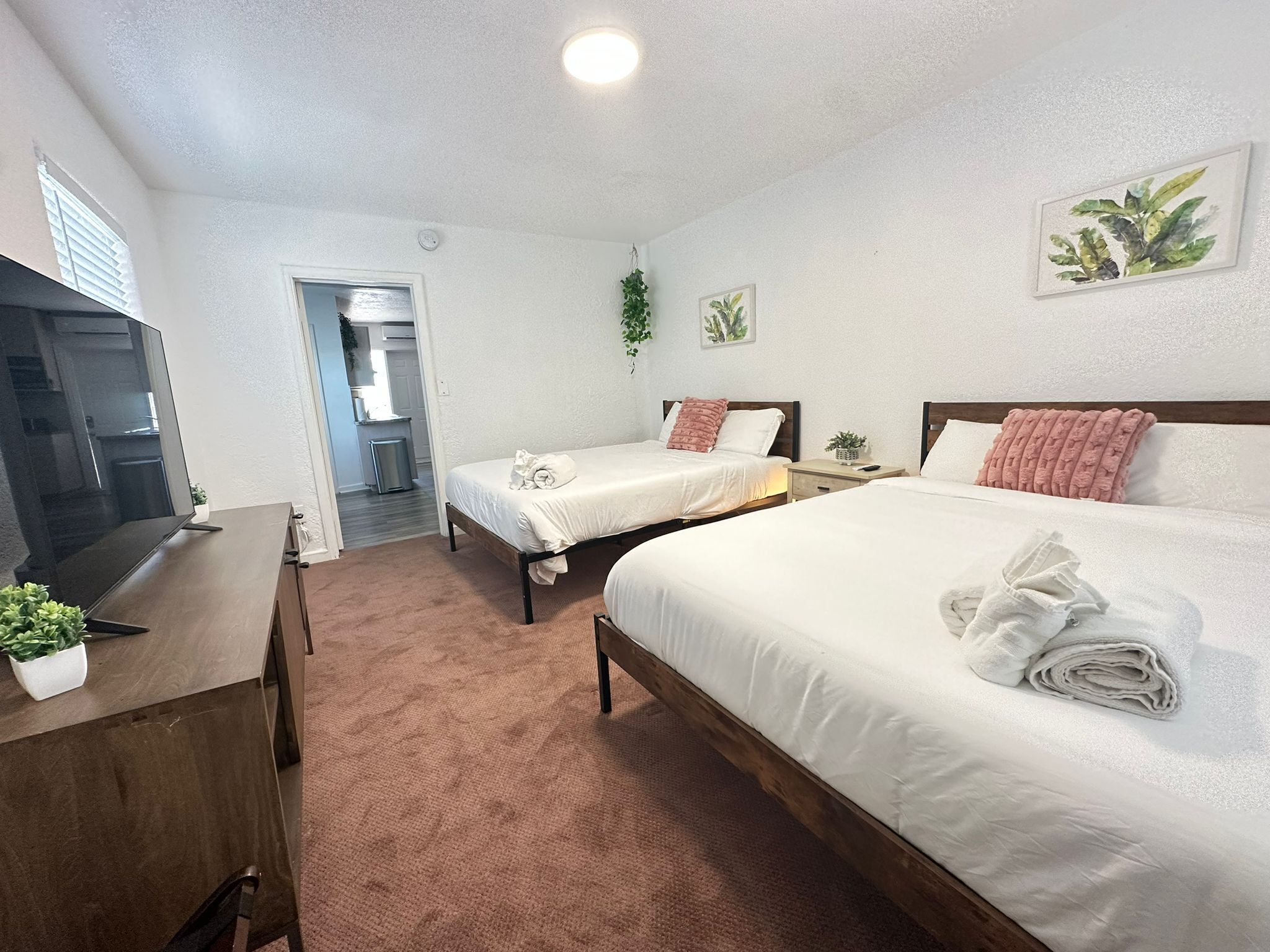 1 soverom, reiseseng for barn og wi-fi (inkludert)