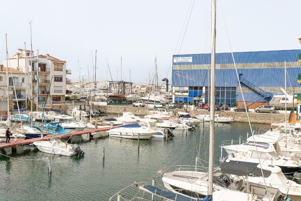 Marina
