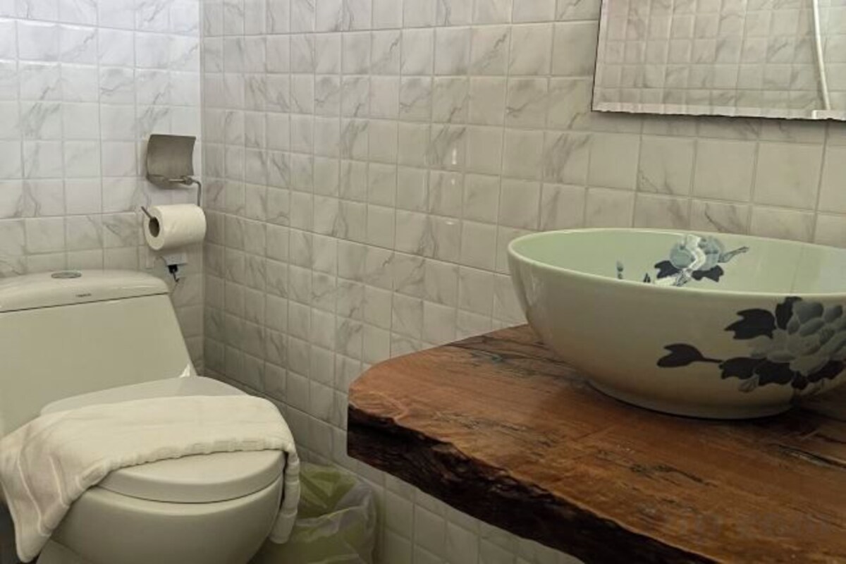 Baño | Regadera, regadera tipo lluvia, amenidades de baño gratuitas 