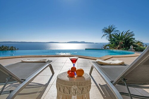 Somptueuse Villa l'Oasis avec vue mer By HC