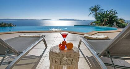 Somptueuse Villa l'Oasis avec vue mer By HC