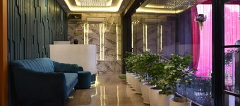 Hotel Majestic Grand By MNG Rooms