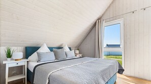 2 bedrooms, iron/ironing board, travel cot, free WiFi - Sea breeze - terrace, infrared sauna, fireplace, bicycle shed, e-charging station (Olpenitz)