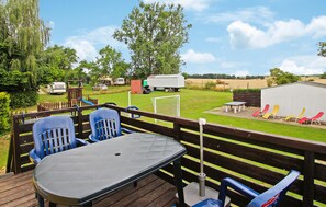 Outdoor dining - Ferienwohnung Walow Strietfeld (Walow OT Strietfeld)