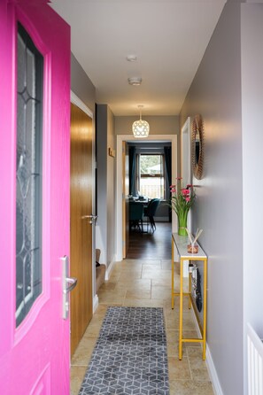 Interior - Immaculate 3-bed House in Newcastle (Newcastle)