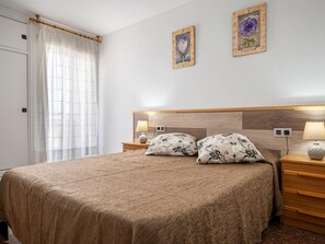 3 chambres, Wi-Fi gratuit, draps fournis