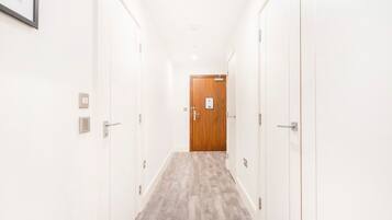 City Apartment | 2 bedrooms, individually decorated, individually furnished, desk