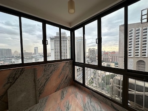 Deluxe Apartment | Terrace/patio - Luxury Flat Stunning Nile View (Giza)