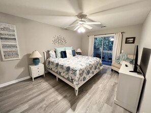 3 Schlafzimmer, Zimmersafe, Bügeleisen/Bügelbrett, Reisekinderbett