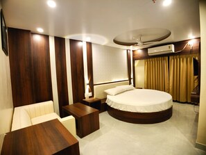 Honeymoon Suite | Soundproofing