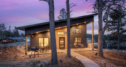 Hottub Haven: Sauna + Firepit + Enjoy Wildlife