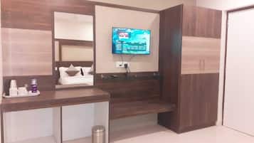 Superior Room | Rollaway beds, free WiFi, bed sheets